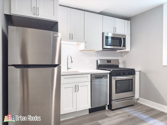 Photo - 3935 N Janssen Ave Unit M11G