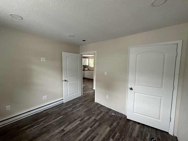 Photo - 512 Collins Ave