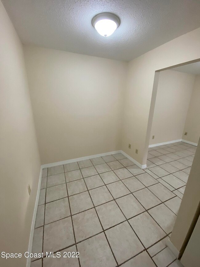 Photo - 1895 Guava Ave