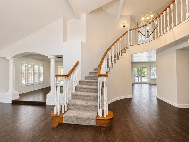 Photo - Beautifully updated and upgraded Chardonnay Hills house for rent