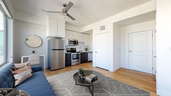 Building Photo - Proto Rental