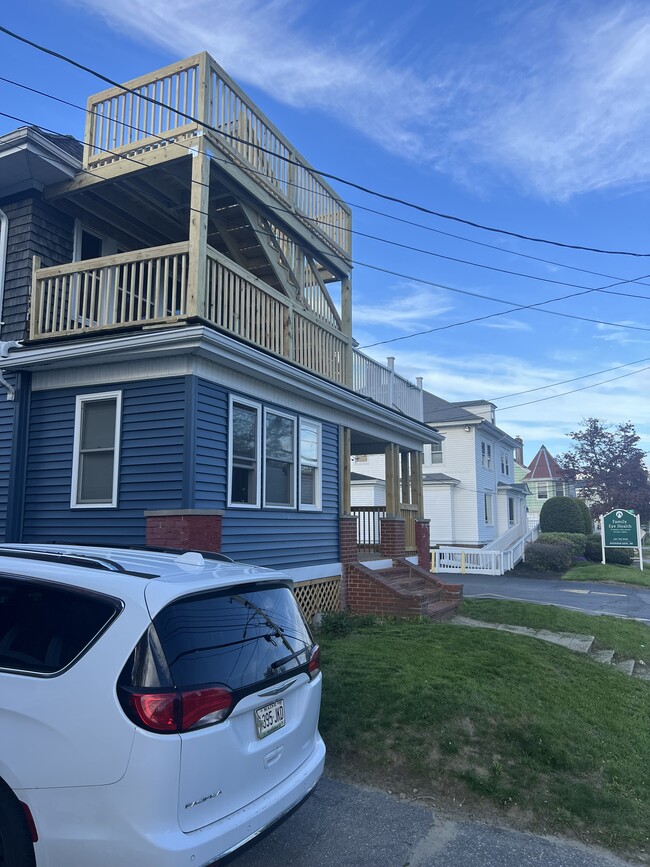 Photo - 214 Sabattus St