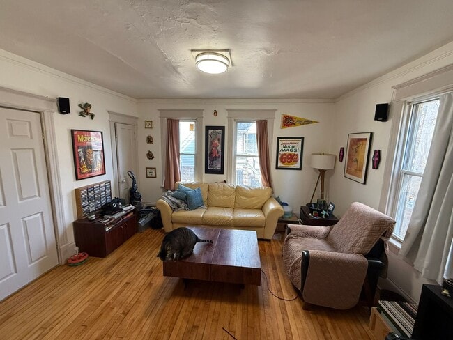 Photo - Charming 1 bed plus den/office! Unit #2 Lower Rear