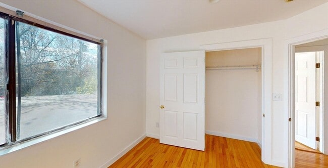 Photo - 22-24-24 Broadlawn Park Unit 22