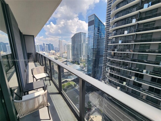 Photo - 55 SW 9th St Condo Unit 3202