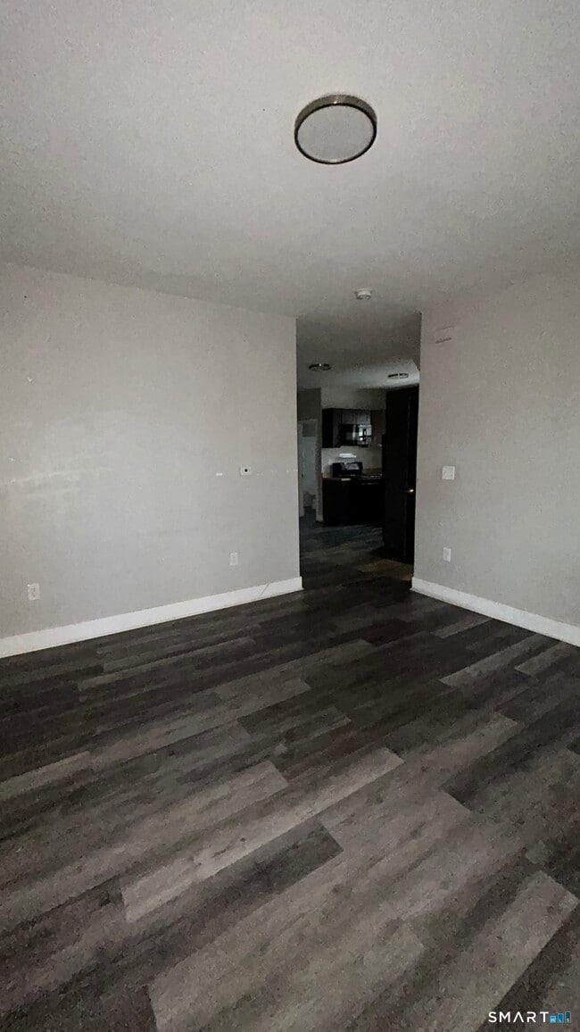 Photo - 222 Hallock Ave Unidad 1