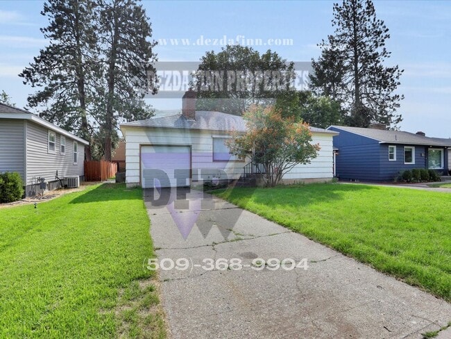 Building Photo - South Hill 3 bed/1 bath rancher with primo... Rental