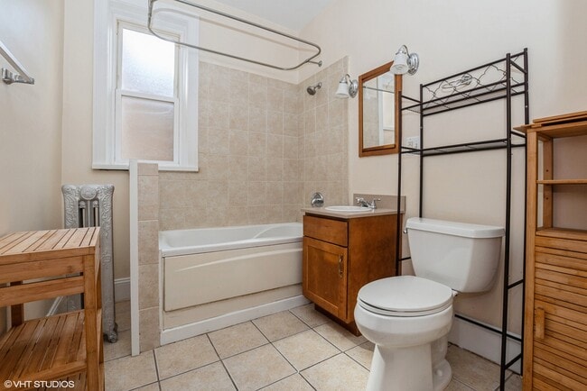 Photo - 4732 S St Lawrence Ave Unit 3