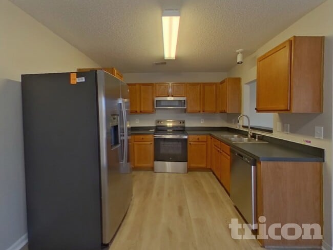 Photo - 162 Cogburn Rd