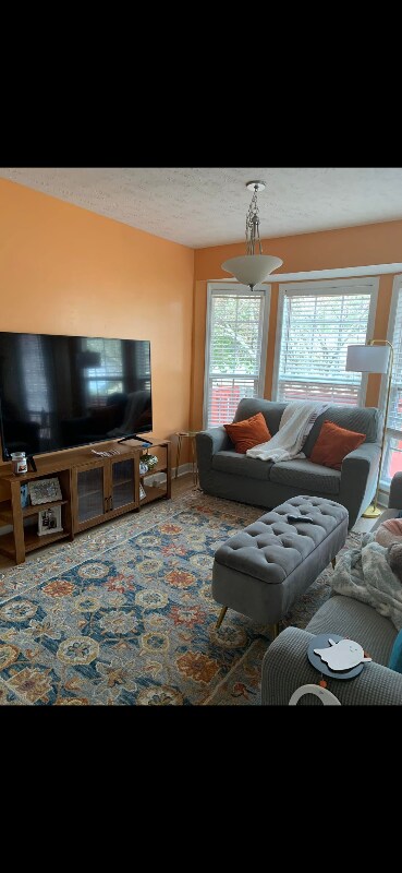 Photo - 412 Mangum Ct