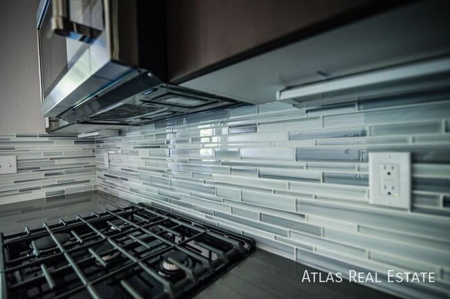 Photo - 3030 W 19th Ave