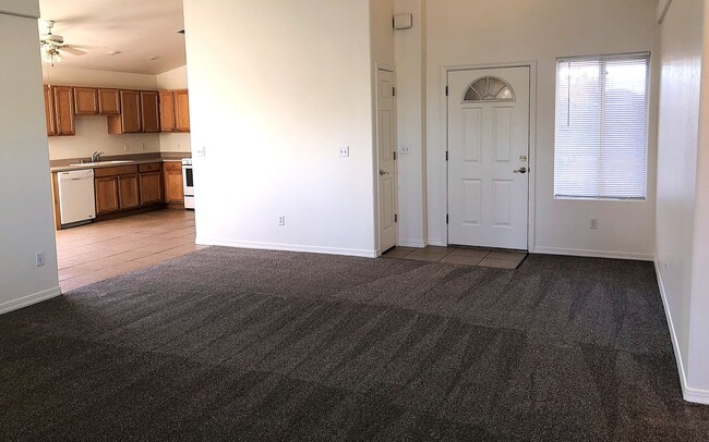 Photo - Charming 3+2 home in the heart of Kingman!