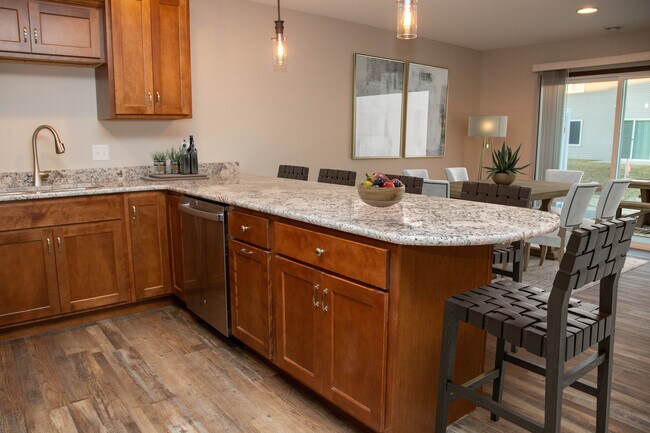 Photo - 2167 Cheyenne Way