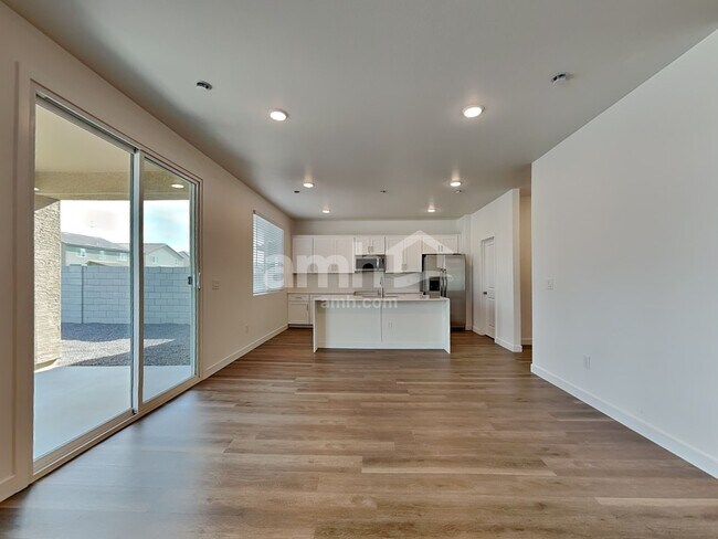 Photo - 9740 W Parkway Dr