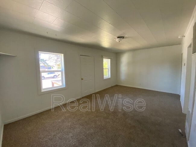 Photo - 512 Pearl St