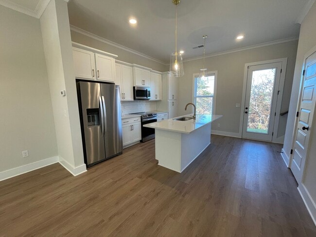 Photo - Discover the Charm of Hwy 150 living in Everlee