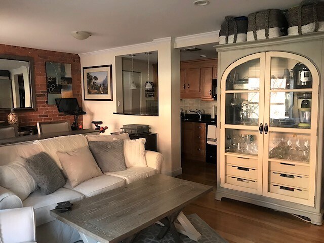 Photo - 78 Gainsborough St Unit 203E