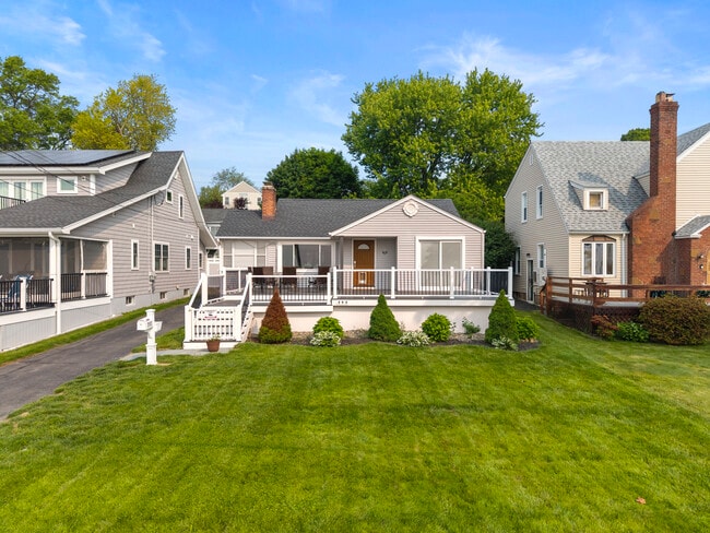 Photo - 792 Ocean Ave