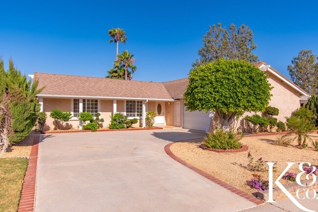Stunning 4-Bedroom Simi Valley Home with P... - Stunning 4-Bedroom Simi Valley Home with P...