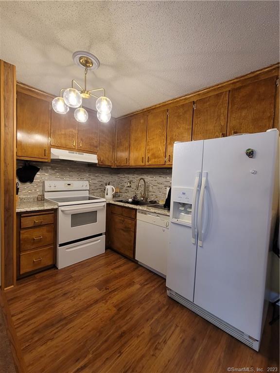 509 Emmett St Condo For Rent in Bristol, CT