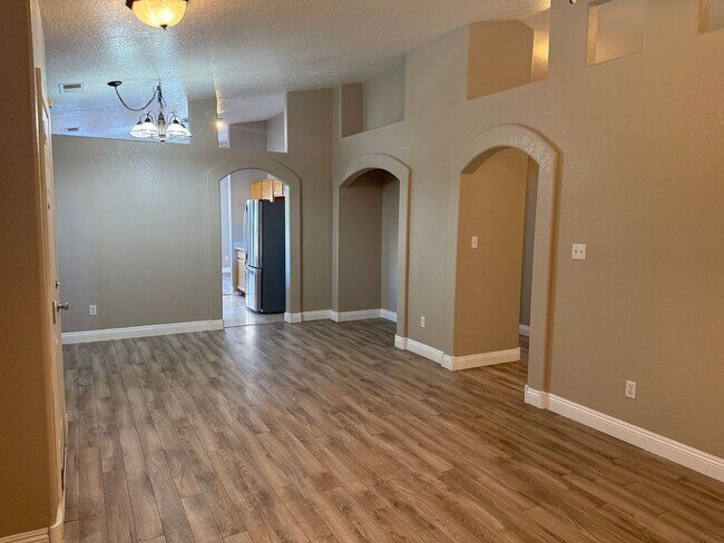 Photo - Great Area, 3 Bedroom, 2 Bath with major kitchen appliances.