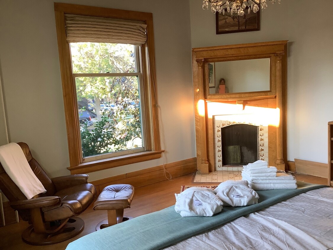 Photo - 1081 N Marion St (Denver, CO)