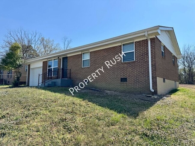 Photo - 1412 Carousel Rd