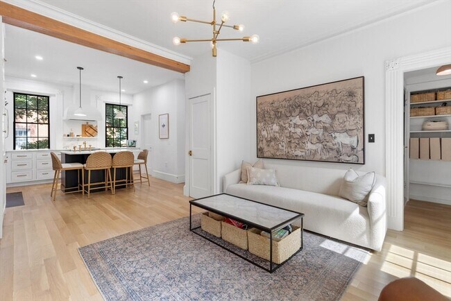 Photo - 1 Melrose St Unit 3