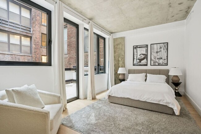 Photo - 132 W 26th St Unidad ID1335205P