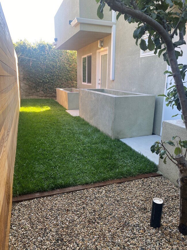Front Yard - 11923 Wagner St House