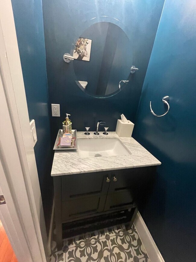 Photo - 147 Rhode Island Ave NW