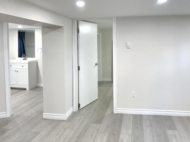 Photo - 509 George St Unit 3