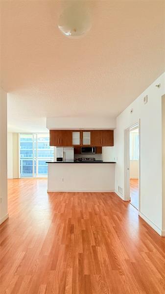 Photo - 601 NE 23rd St Unit 902