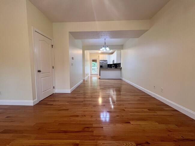 Photo - 304 Villa View Dr