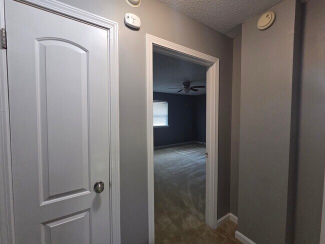 Photo - 2106 Harbert Ave