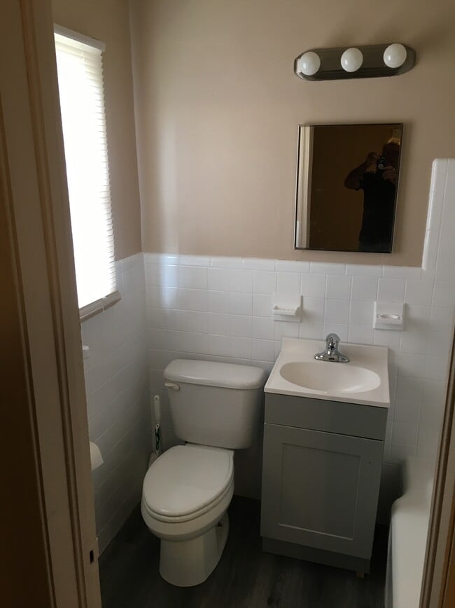 Photo - 609 SW 4th Ave Unit #2
