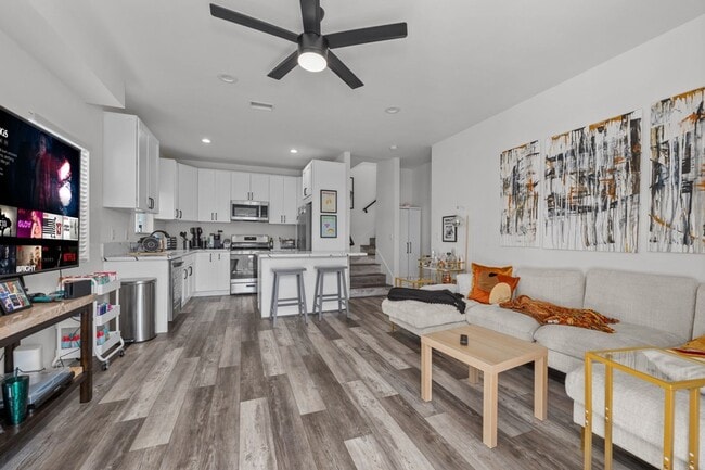 Photo - 5161 Brockbank Pl