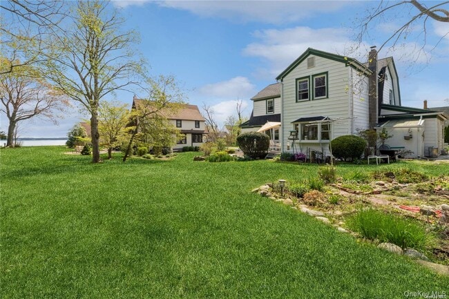 Photo - 695 Rogers Rd