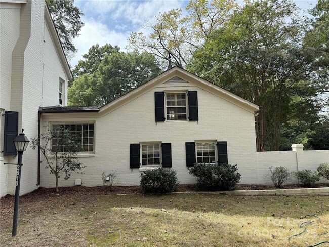 Photo - 2610 Providence Rd