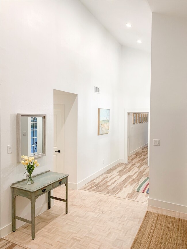 Photo - 5 Sandlily Ct