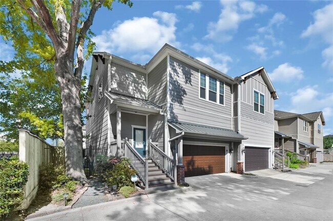Photo - 1333 W 23rd St House