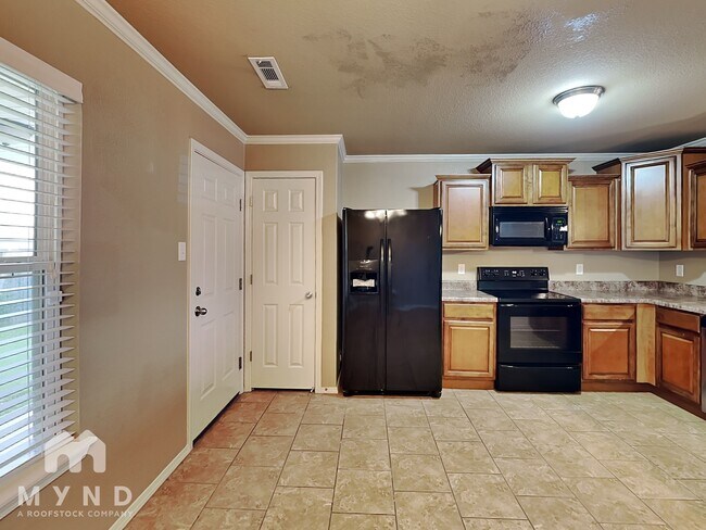 Photo - 15 Bristol Dr