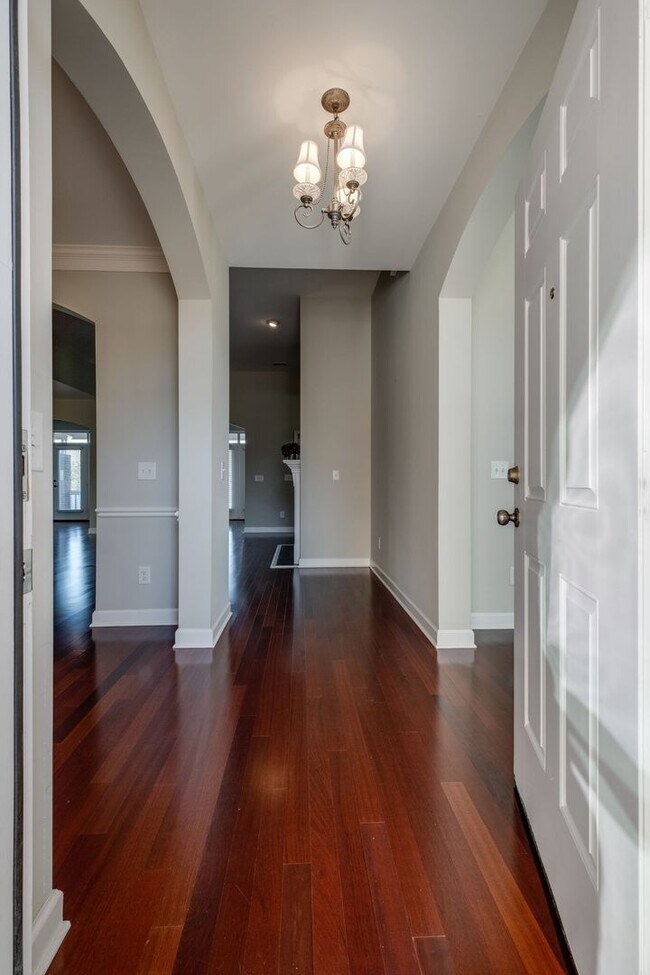 Photo - 218 Stoners Glen Ct