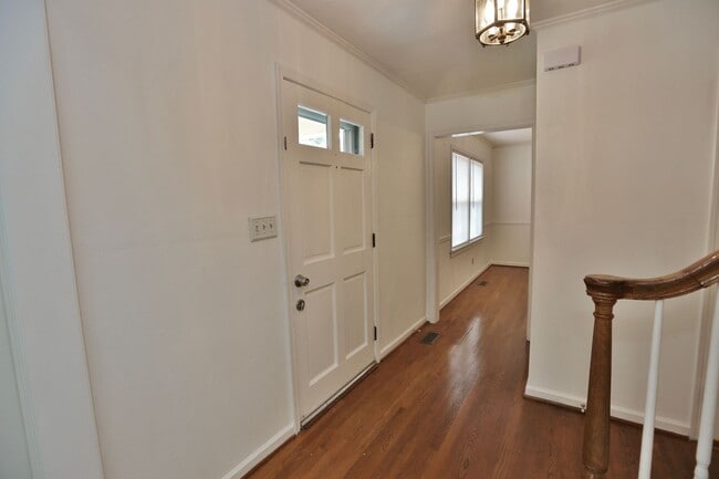Photo - 1321 Conrad Ln