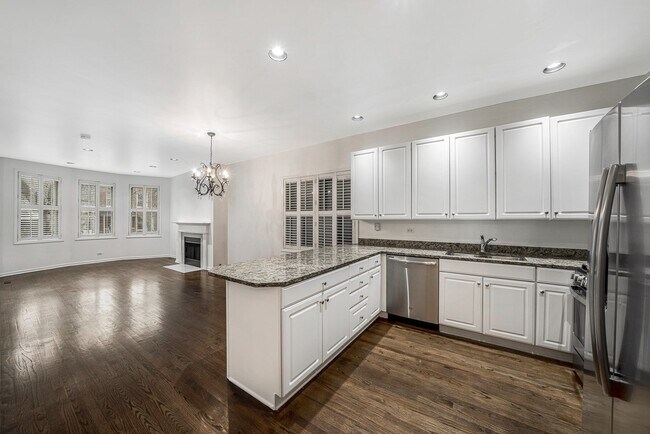 Photo - 3752 N Clifton Ave Unidad 1