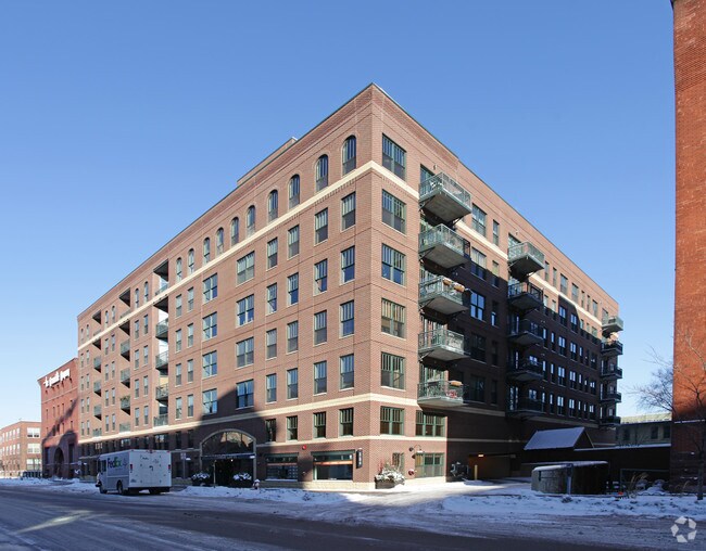 Primary Photo - Lindsay Lofts