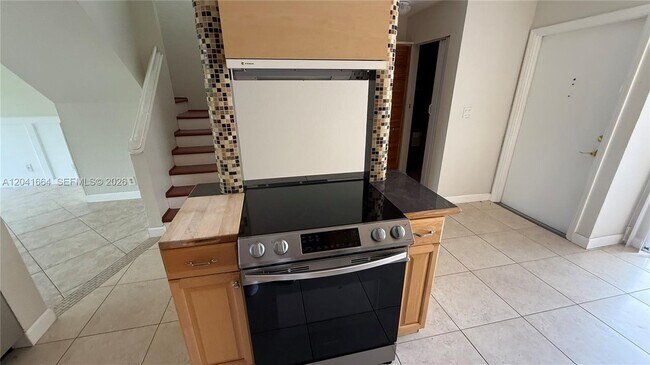 Photo - 2921 SW 87th Ave Unidad 511