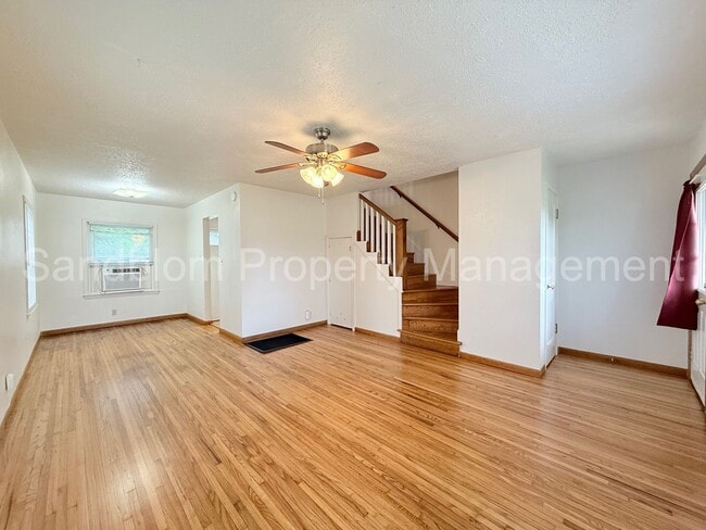 Photo - For Lease | Brookside | Available Now!