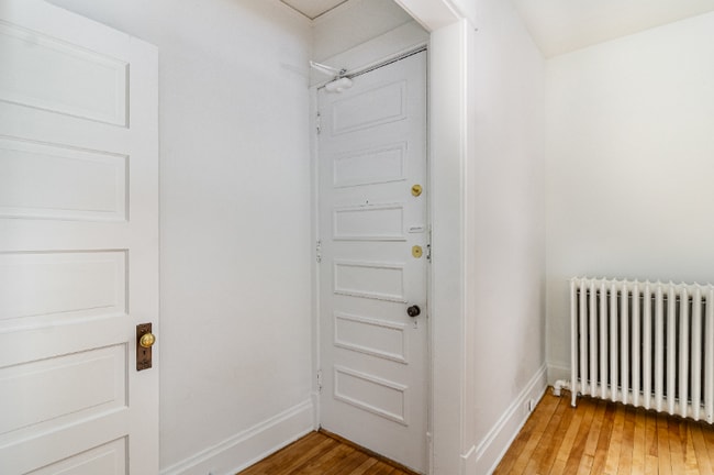 Photo - 822 W 35th St Unit 2