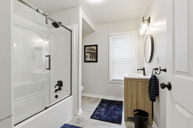 219 Emerson Ave Unit 1